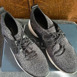 Close Haan Women’s Tennis Shoe - Size 6